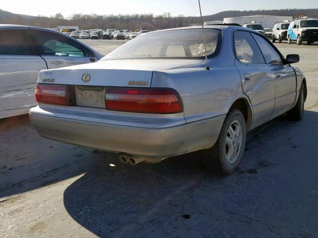 JT8BF12G9T0147766 - 1996 LEXUS ES 300 SILVER photo 4