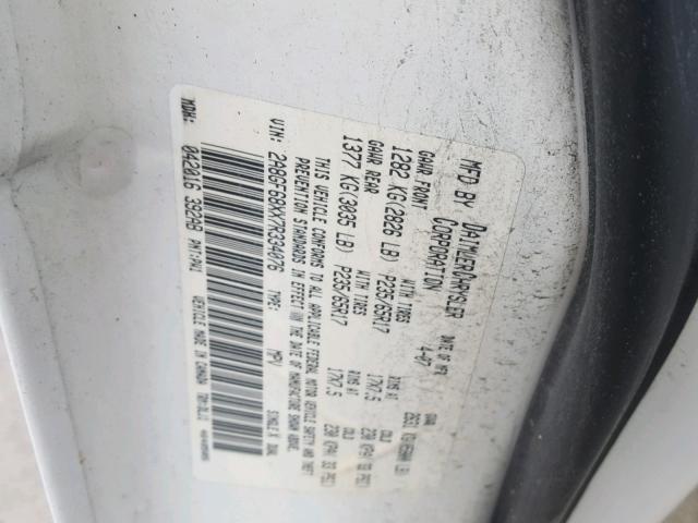 2A8GF68XX7R334076 - 2007 CHRYSLER PACIFICA T WHITE photo 10