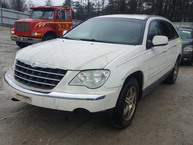 2A8GF68XX7R334076 - 2007 CHRYSLER PACIFICA T WHITE photo 2