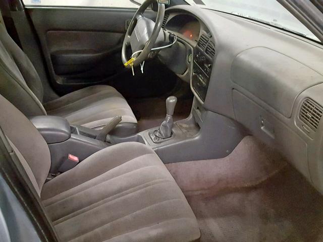 4T1BG12K9TU696973 - 1996 TOYOTA CAMRY DX GRAY photo 5