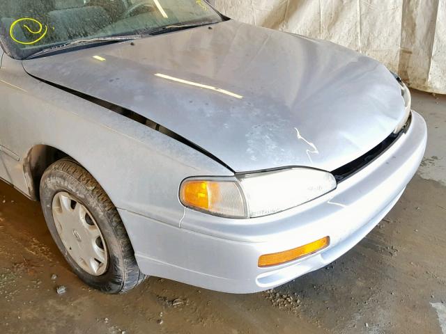 4T1BG12K9TU696973 - 1996 TOYOTA CAMRY DX GRAY photo 9