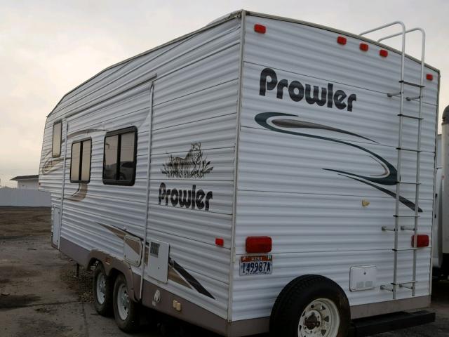 1EC5B252X41593883 - 2004 FLEETWOOD PROWLER  WHITE photo 3