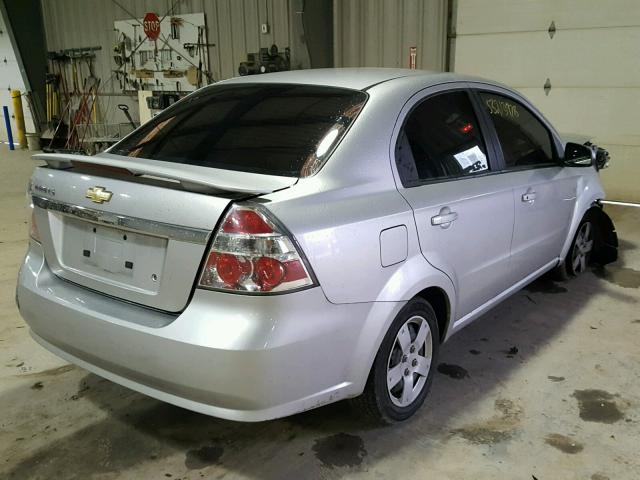 KL1TD56667B167737 - 2007 CHEVROLET AVEO BASE Күміс фото 4