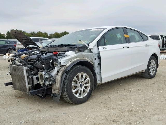 3FA6P0G70FR182306 - 2015 FORD FUSION S WHITE photo 2