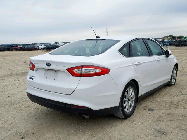 3FA6P0G70FR182306 - 2015 FORD FUSION S WHITE photo 4