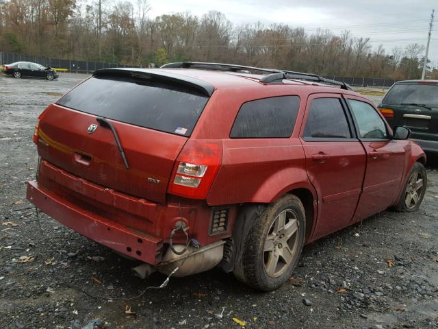 2D8FV48V15H561993 - 2005 DODGE MAGNUM SXT MAROON photo 4