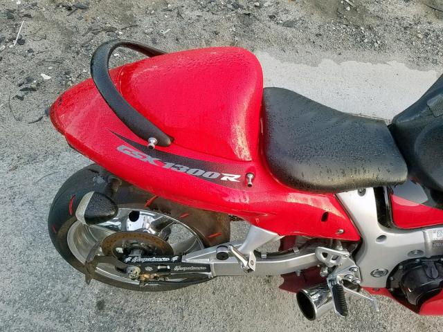 JS1GW71A352111550 - 2005 SUZUKI GSX1300 RK RED photo 6