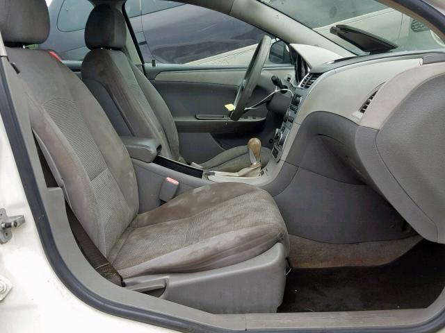 1G1ZH57BX8F197877 - 2008 CHEVROLET MALIBU 1LT 白色 照片 5
