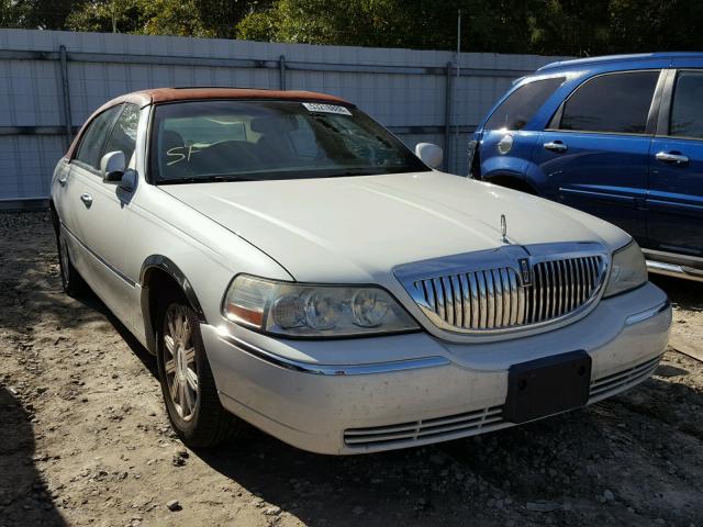 1LNHM83W14Y629792 - 2004 LINCOLN TOWN CAR U CREAM photo 1