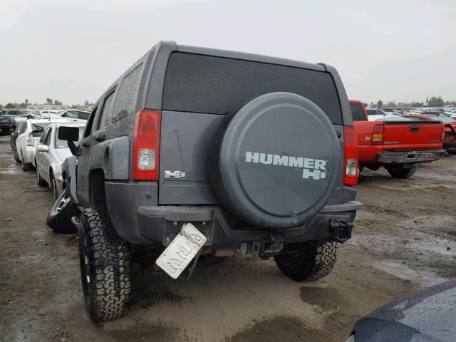 5GTEN13E488171019 - 2008 HUMMER H3 GRAY photo 3