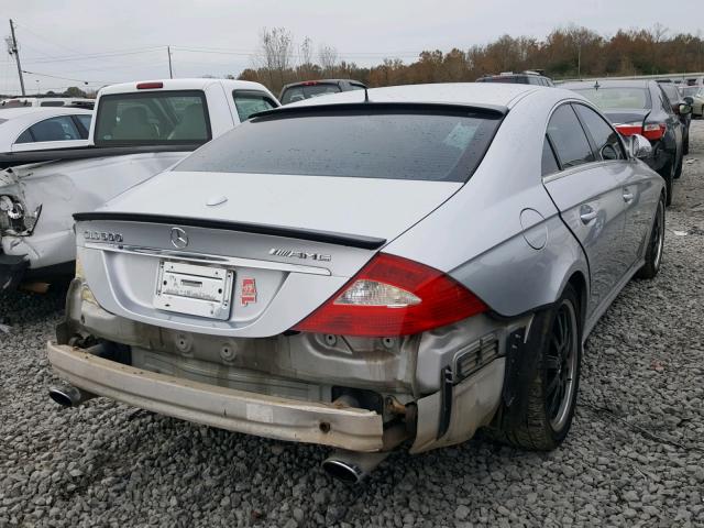 WDDDJ75X46A028745 - 2006 MERCEDES-BENZ CLS 500C SILVER photo 4