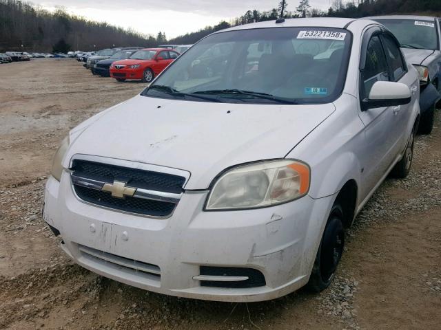 KL1TD56E09B614931 - 2009 CHEVROLET AVEO LS WHITE photo 2