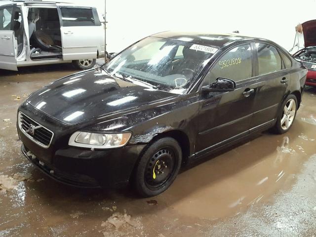 YV1MS382382402124 - 2008 VOLVO S40 2.4I BLACK photo 2