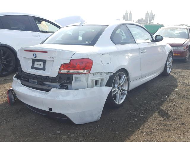 WBAUC9C54DVM13596 - 2013 BMW 135 I WHITE photo 4