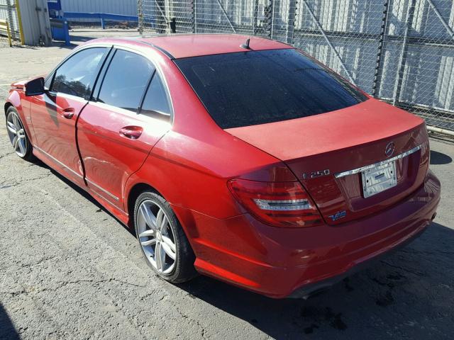 WDDGF4HB1CR215645 - 2012 MERCEDES-BENZ C 250 RED photo 3