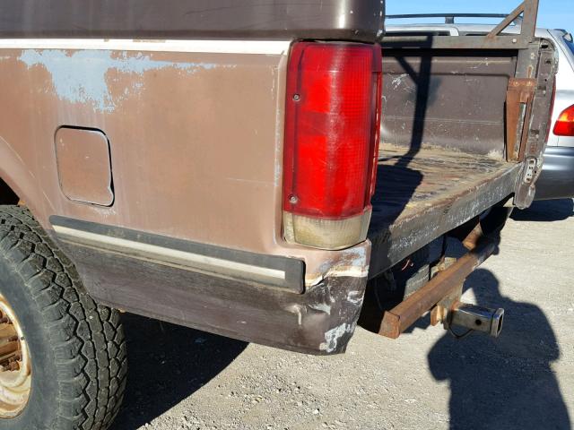 1FTHF26H7KPB55990 - 1989 FORD F250 TWO TONE photo 6