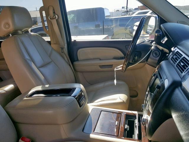 1GKEC638X8J212187 - 2008 GMC YUKON DENA CREAM photo 5