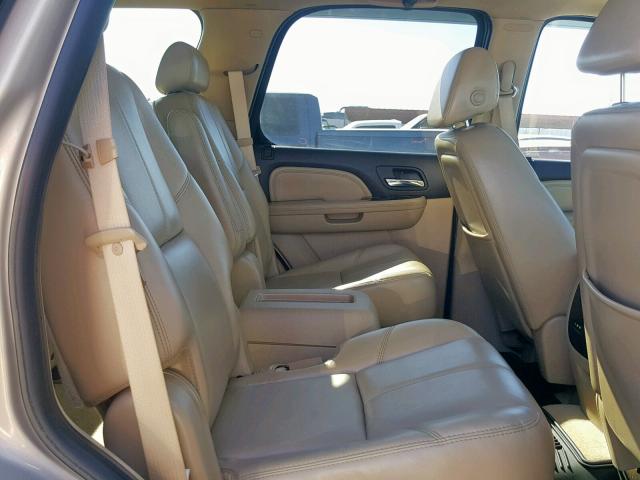 1GKEC638X8J212187 - 2008 GMC YUKON DENA CREAM photo 6