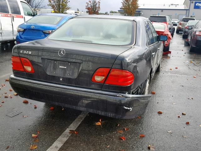 WDBJF65H3XA878710 - 1999 MERCEDES-BENZ E 320 BLACK photo 4