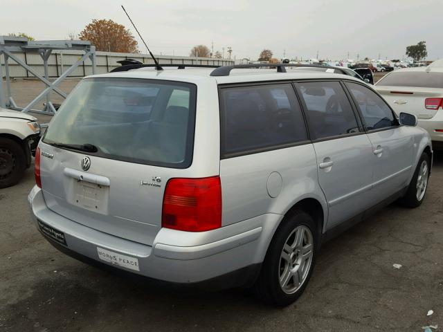WVWWH23B3YE279194 - 2000 VOLKSWAGEN PASSAT GLX 银色 照片 4