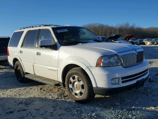 5LMFU28515LJ10127 - 2005 LINCOLN NAVIGATOR Ақ фото 1