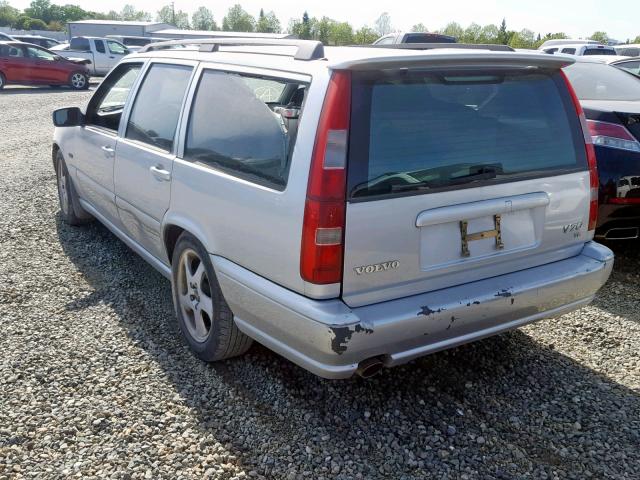 YV1LW5375W2397049 - 1998 VOLVO V70 T5 TUR SILVER photo 3