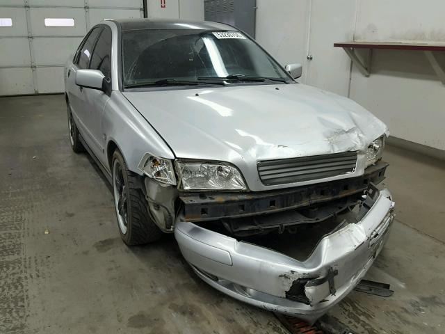 YV1VS27593F000667 - 2003 VOLVO S40 1.9T SILVER photo 1