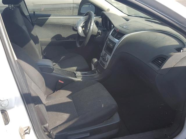 1G1ZC5EU3BF376417 - 2011 CHEVROLET MALIBU 1LT WHITE photo 5