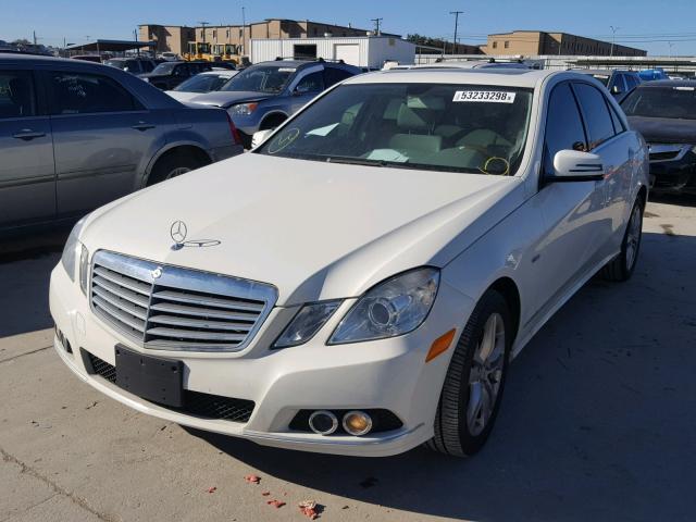 WDDHF2EB4BA346059 - 2011 MERCEDES-BENZ E 350 BLUE WHITE photo 2