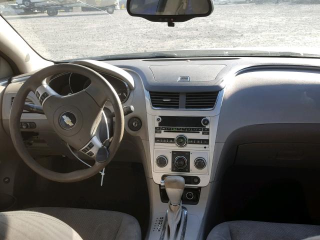 1G1ZB5EB1A4159668 - 2010 CHEVROLET MALIBU LS GRAY photo 9