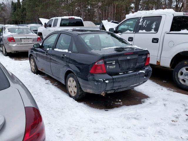 1FAHP34N56W114500 - 2006 FORD FOCUS ZX4 BLACK photo 3