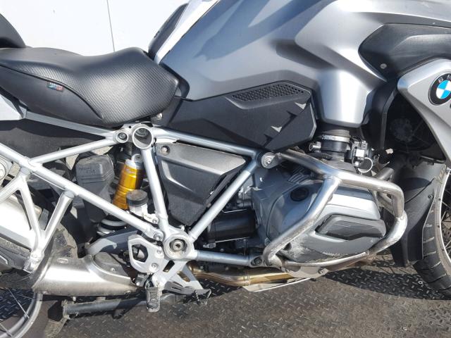 WB10A1103EZ185453 - 2014 BMW R1200 GS SILVER photo 7