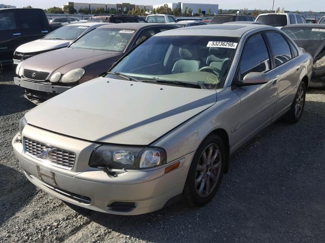 YV1TH59H241374311 - 2004 VOLVO S80 2.5T SILVER photo 2