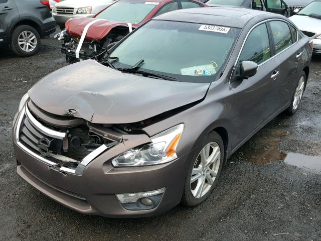 1N4BL3AP8DN587771 - 2013 NISSAN ALTIMA 3.5 BROWN photo 2