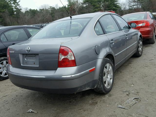 WVWAD63B45P033204 - 2005 VOLKSWAGEN PASSAT GLS GRAY photo 4