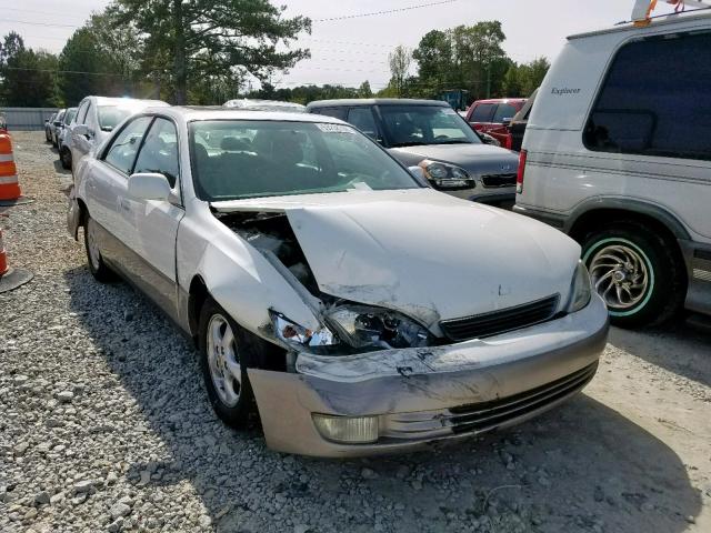 JT8BF22G5V0012776 - 1997 LEXUS ES 300 WHITE photo 1