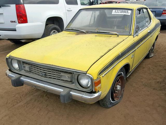 6P23U49005665 - 1974 DODGE COLT YELLOW photo 2