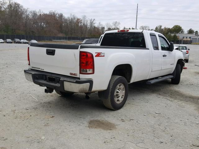 1GT5C3BG8AZ264170 - 2010 GMC SIERRA C35 WHITE photo 4