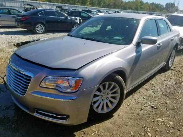 2C3CCAAG8DH697543 - 2013 CHRYSLER 300 SILVER photo 2