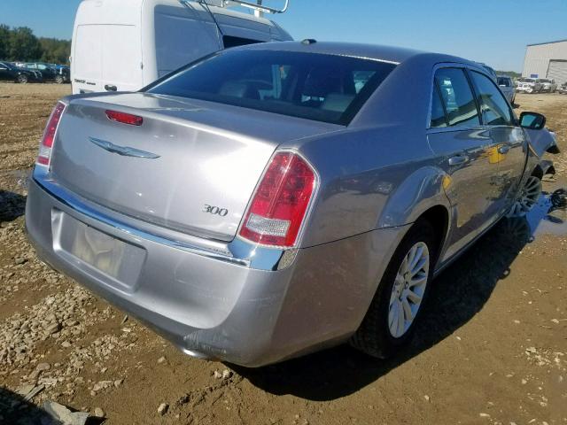 2C3CCAAG8DH697543 - 2013 CHRYSLER 300 SILVER photo 4