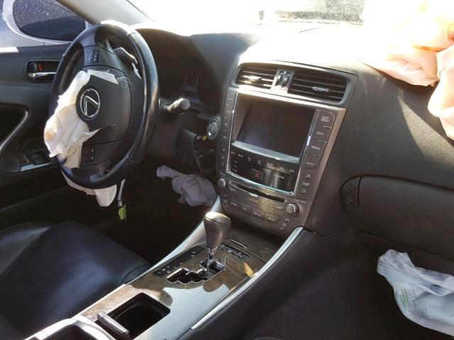 JTHBK262795091449 - 2009 LEXUS IS 250 WHITE photo 9