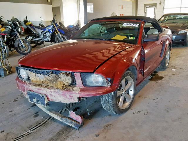 1ZVHT85HX85163791 - 2008 FORD MUSTANG GT RED photo 2