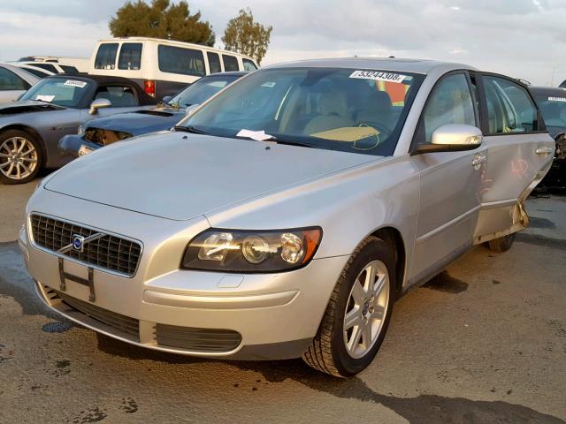 YV1MS390272302639 - 2007 VOLVO S40 2.4I SILVER photo 2