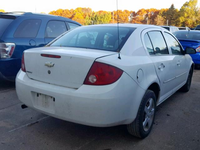 1G1AK52F457636330 - 2005 CHEVROLET COBALT WHITE photo 4