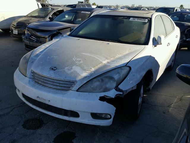 JTHBF30G020028677 - 2002 LEXUS ES 300 WHITE photo 2