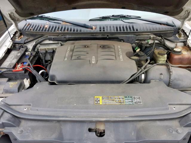 5LMFU28R23LJ46425 - 2003 LINCOLN NAVIGATOR Ақ фото 7