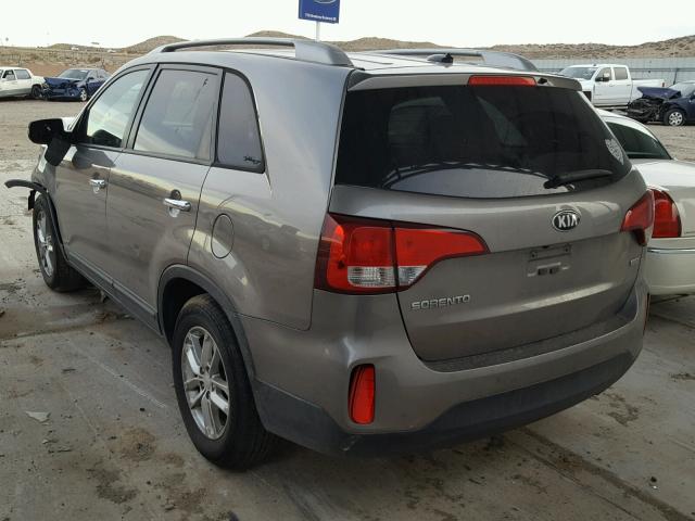 5XYKTCA61FG585467 - 2015 KIA SORENTO LX GRAY photo 3