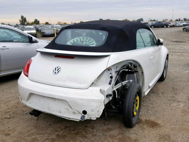 3VW5P7AT4DM822478 - 2013 VOLKSWAGEN BEETLE WHITE photo 4