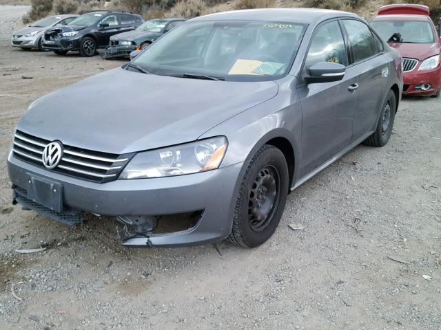 1VWAP7A35DC048158 - 2013 VOLKSWAGEN PASSAT S GRAY photo 2