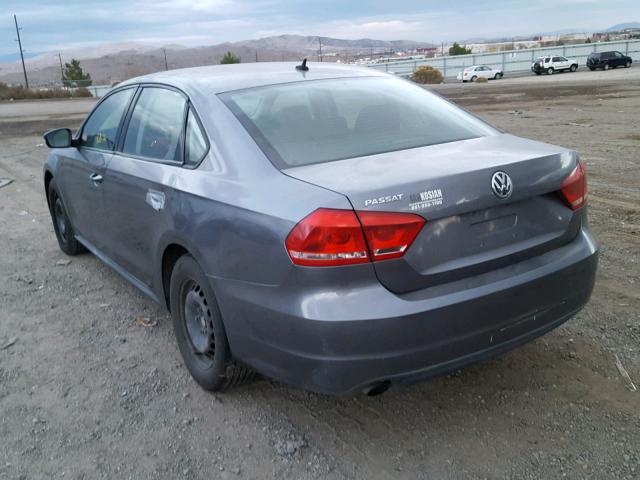 1VWAP7A35DC048158 - 2013 VOLKSWAGEN PASSAT S GRAY photo 3